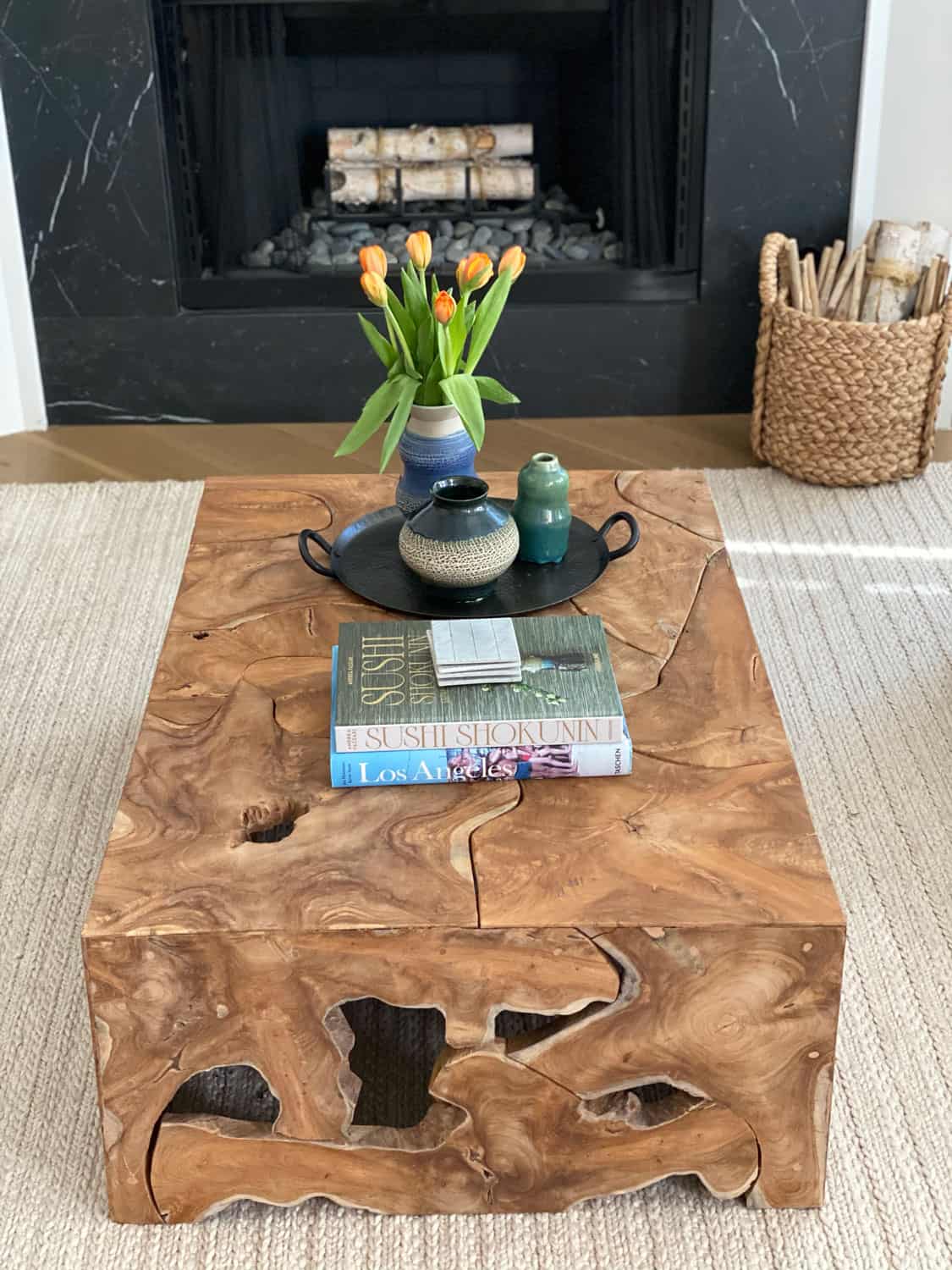 Decorating Modern Traditional Living Room Coffee Table styling