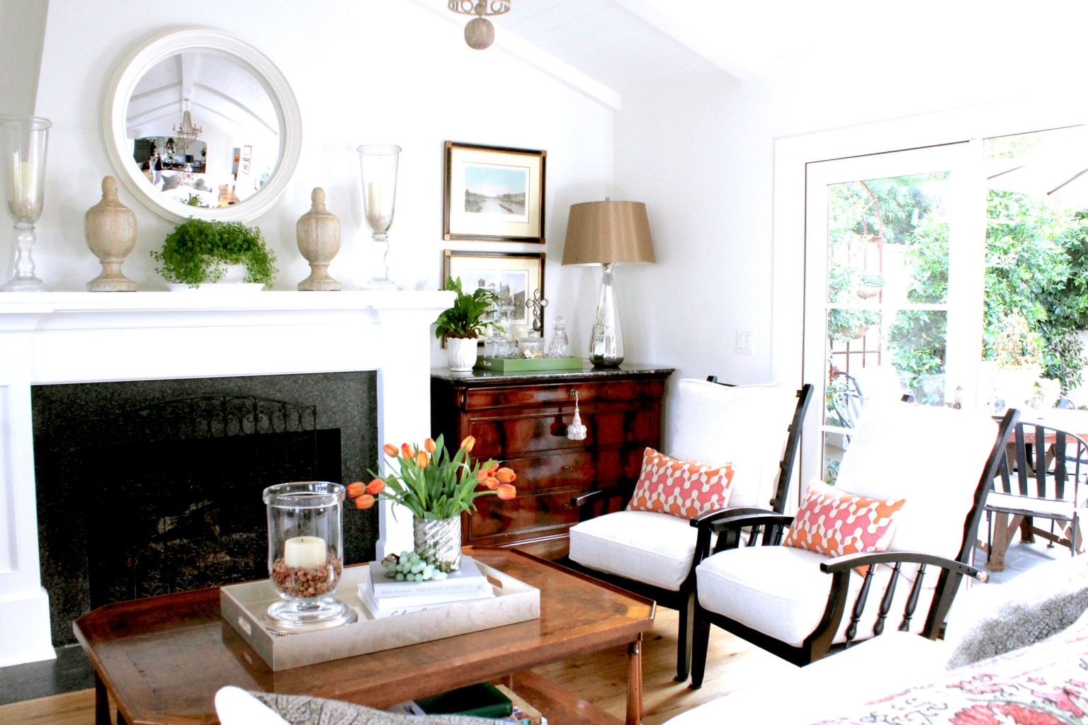 white beach cottage living room