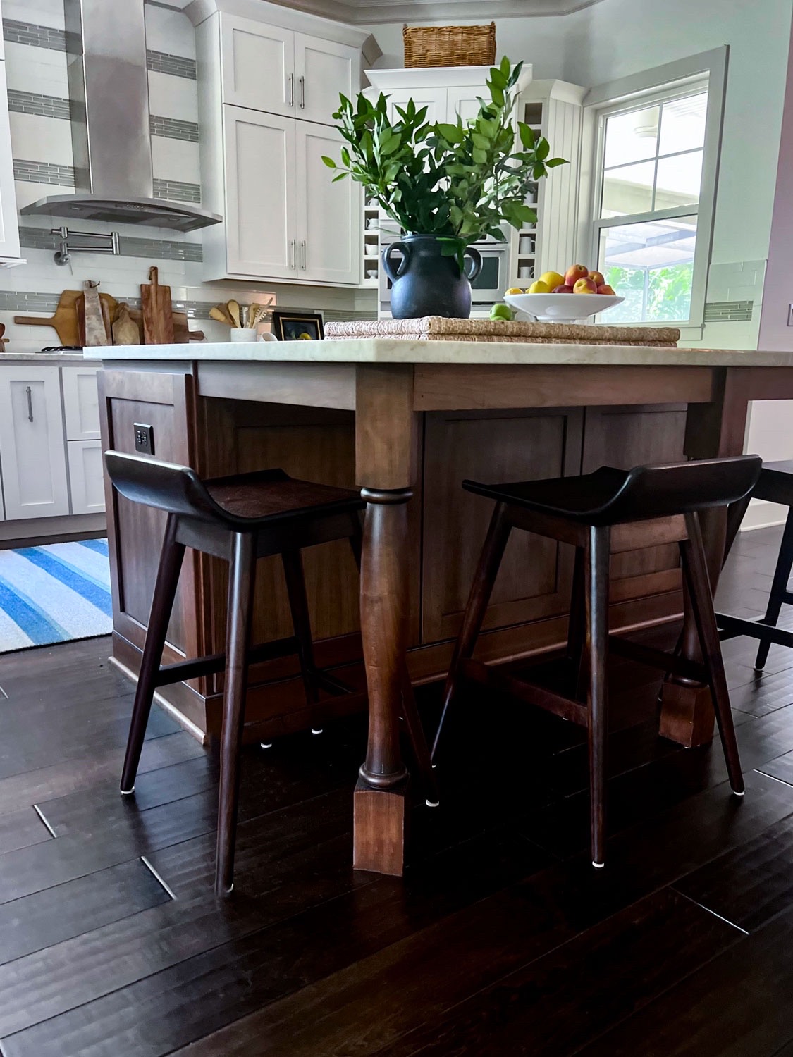 wooden kitchen stools