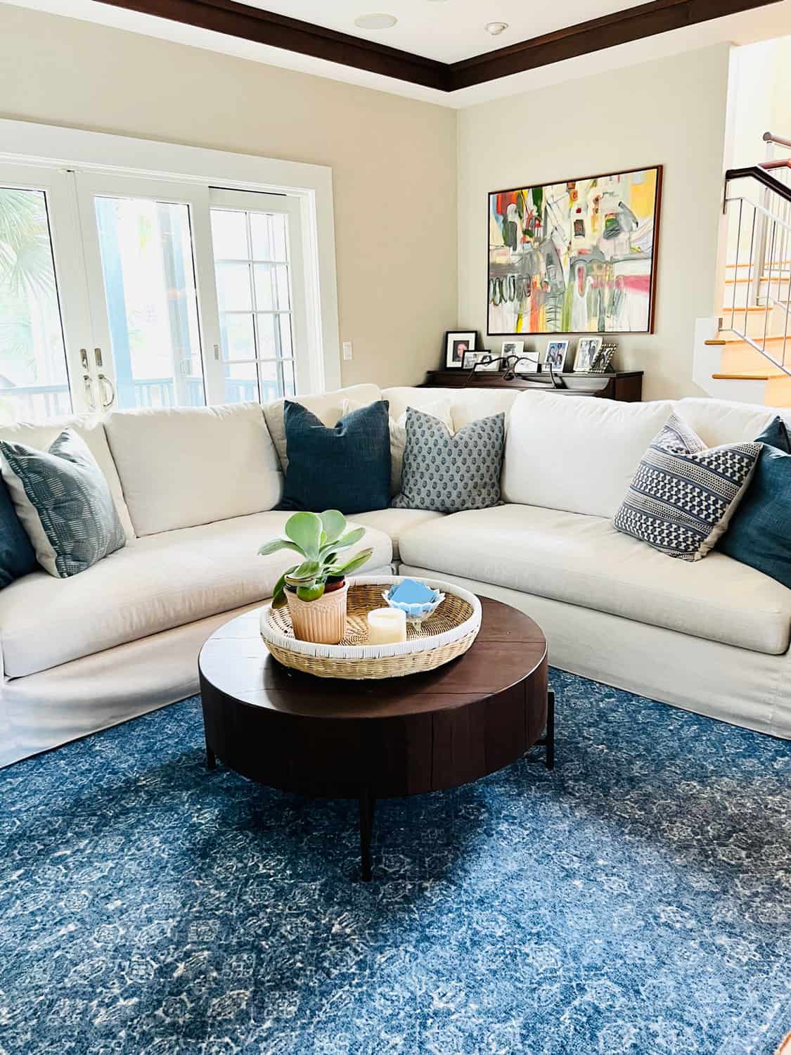 Blue and White living Room