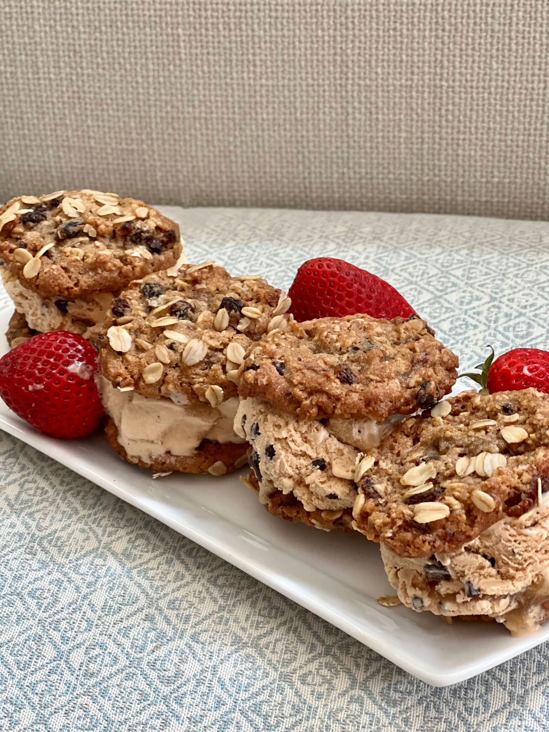 oatmeal bakery cookies with premium ice cream to make sandwiches