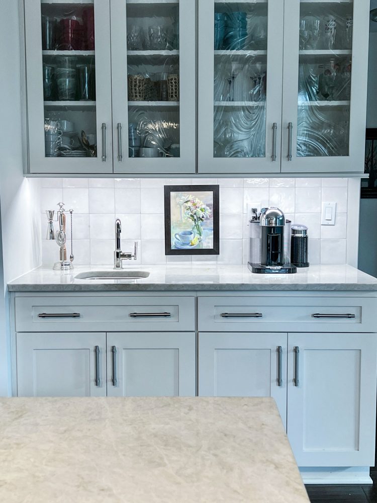 Easy Kitchen Counter Styling, Walking Around Paris Outfit, And More ...