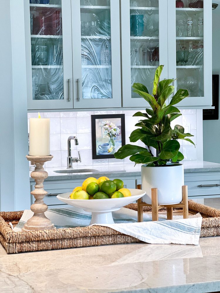 Easy Kitchen Counter Styling, Walking Around Paris Outfit, And More ...