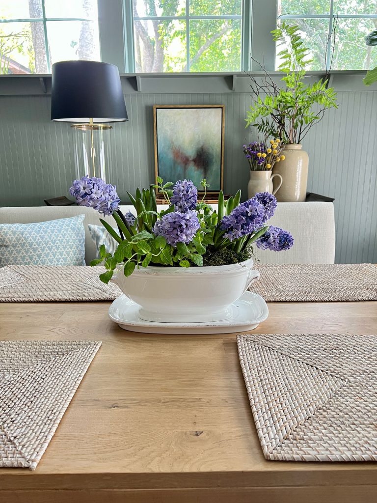 8 Décor Tips For Your Dining Table Everyday