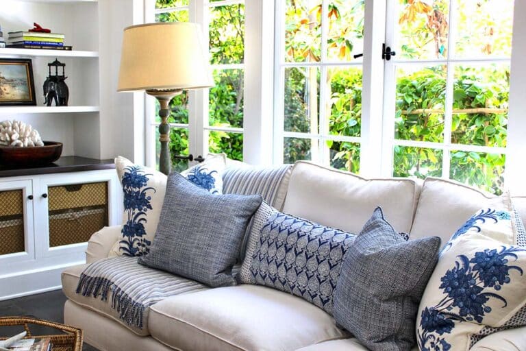 How To Mix And Match Throw Pillow Patterns Like A Pro