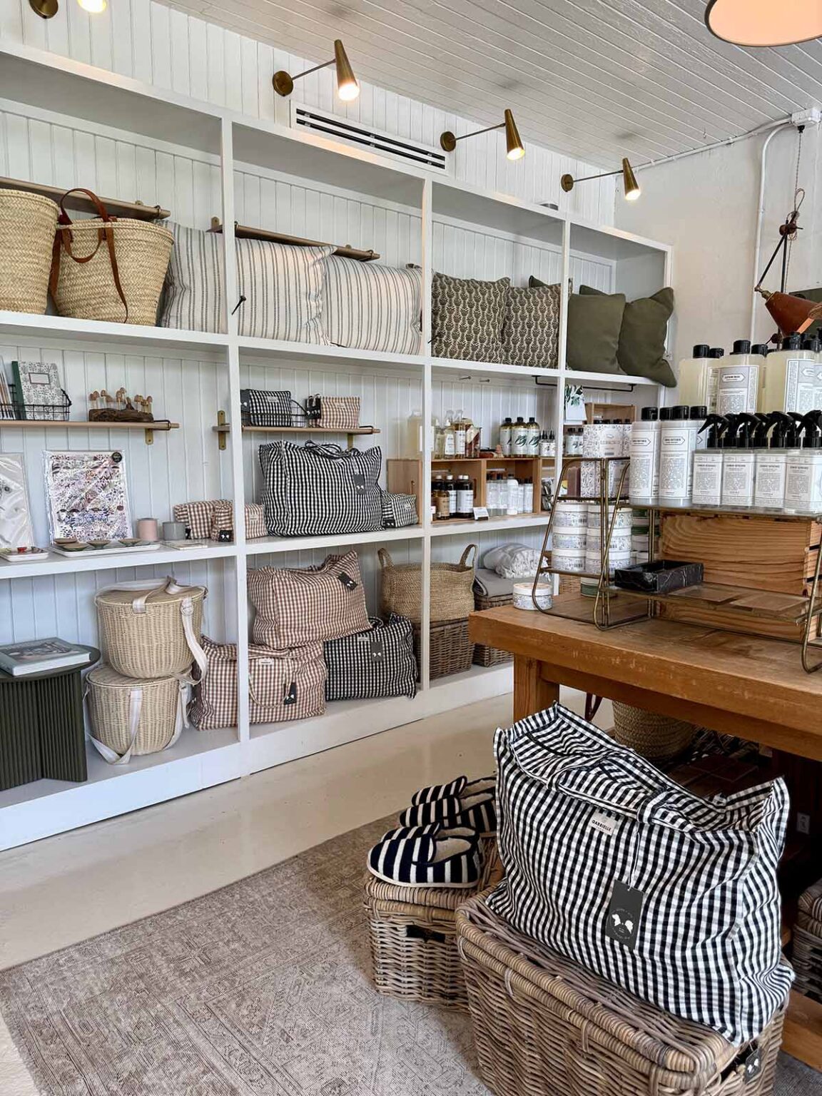 Savannah Perfect Summer Visit: What To Wear, Eat, Shop, Do | Classic ...