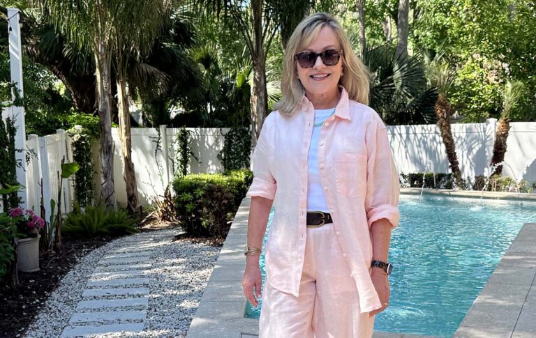 Summer Essentials: Comfortable Sandals, Breezy Linen, Strawberries